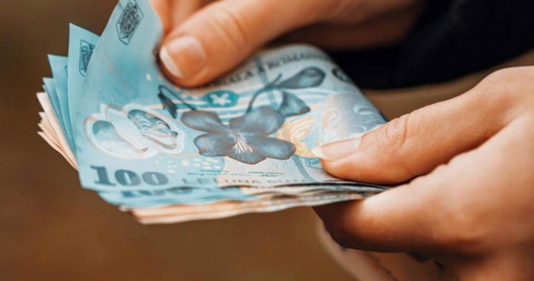 Extras de cont bancar și o decizie de impunere ANAF pentru plata CASS din dobânzi